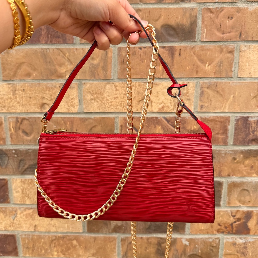 Louis Vuitton Epi Pouch Pochette Shoulder Bag Crossbody